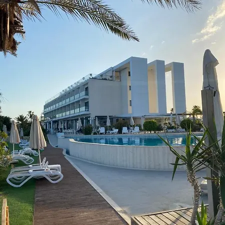 Apartamento Lovely Apt 250m From The Beach *