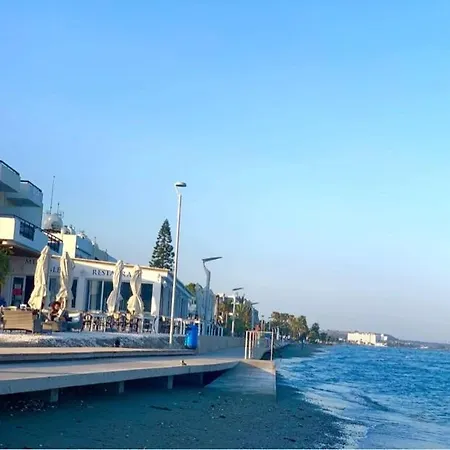 Apartamento Lovely Apt 250m From The Beach