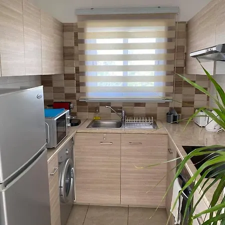 Lovely Apt 250m From The Beach Apartamento *